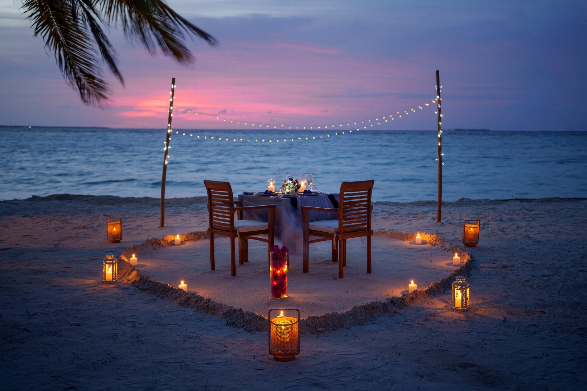 Dinner by the Tide